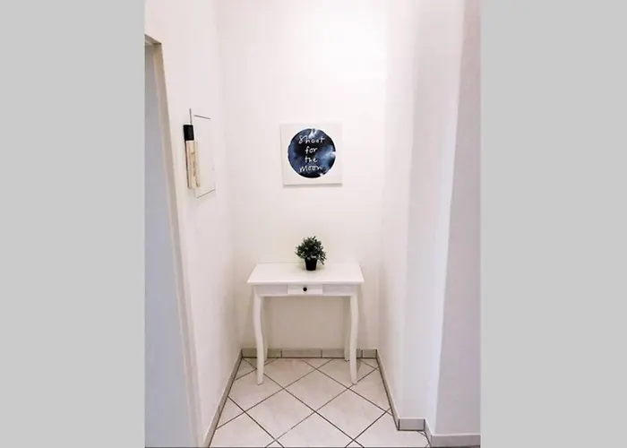 Familienfreundliches Im Zentrum Fuer Geschaeftsreisen Und Privat Apartamento Dresden