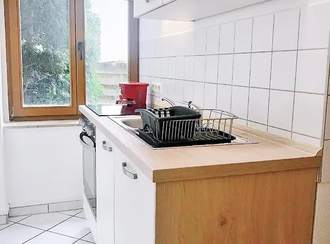 Familienfreundliches Im Zentrum Fuer Geschaeftsreisen Und Privat