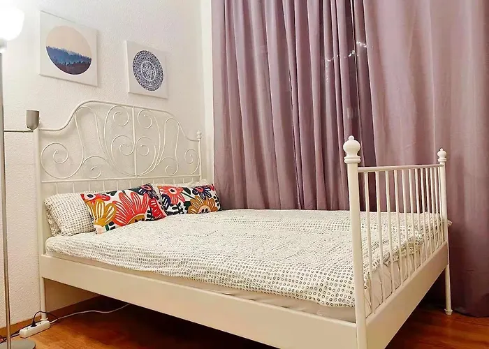 Διαμέρισμα Familienfreundliches Im Zentrum Fuer Geschaeftsreisen Und Privat *