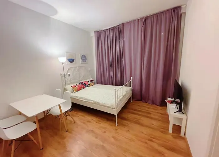 Apartamento Familienfreundliches Im Zentrum Fuer Geschaeftsreisen Und Privat