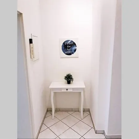 Familienfreundliches Im Zentrum Fuer Geschaeftsreisen Und Privat Apartmán Drážďany